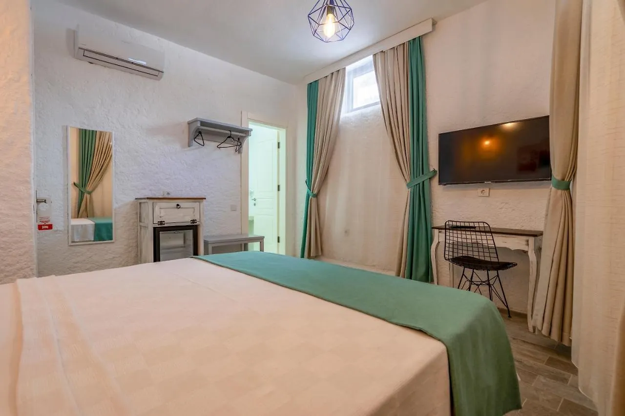 Otel Portakal Cicegi Alaçatı